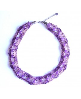"Interlacing" necklace with amethysts and swarovski tops
