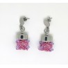  "Pink stagecoach" earrings Accueil Earrings made of re-embroidered flat kumihimo.