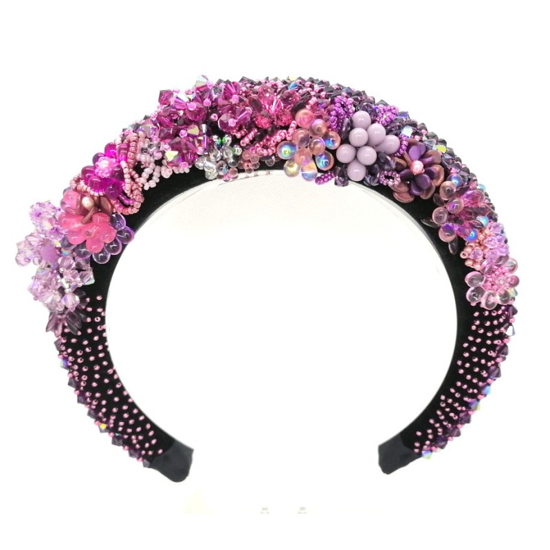  "Crown of flowers" headband Accueil Headband made of flat kumihimo and beaded embroidery.