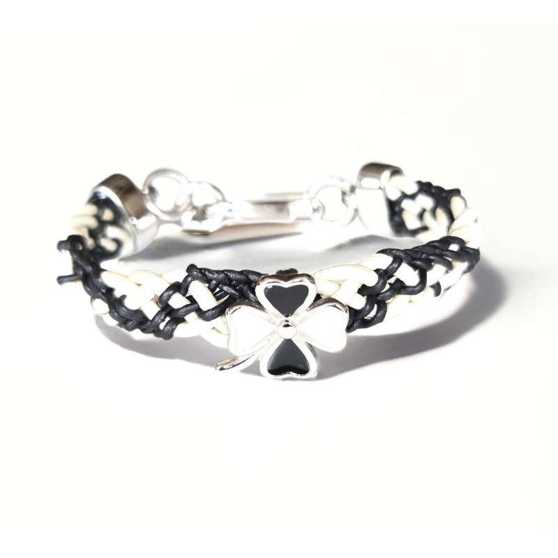 "B&W" bracelet Bracelets Flat kumihimo bracelet.